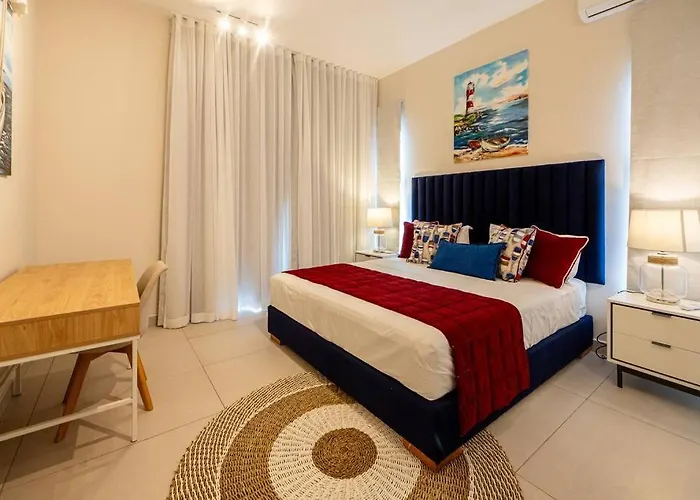 Penthouse Beachfront Ocean Terraces Residence, Poste Lafayette-Apt-D3