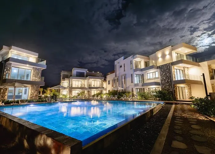 Penthouse Beachfront Ocean Terraces Residence, Poste Lafayette-Apt-D3