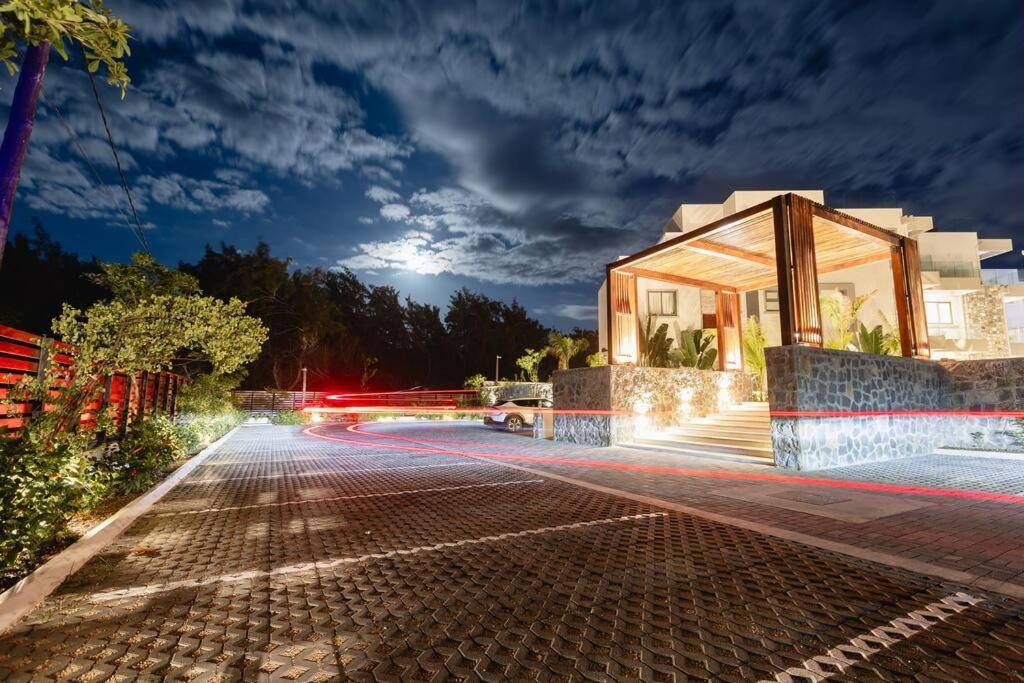 Penthouse Beachfront Ocean Terraces Residence, Poste Lafayette-apt-d3